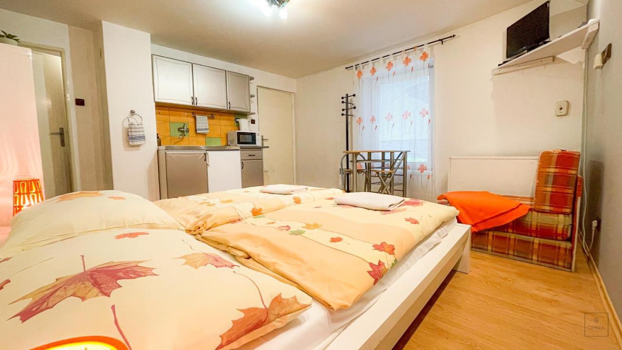Apartment Jursport Zavazna Poruba ภายนอก รูปภาพ